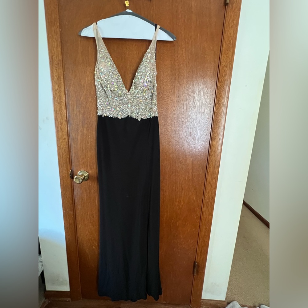 Gorgeous formal gown - worn only once and dry cleaned-no flaws